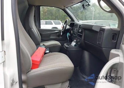 2015 Chevrolet Express 2500 Work Van from USA, damaged, VIN 1GCWGFCFXF1160155